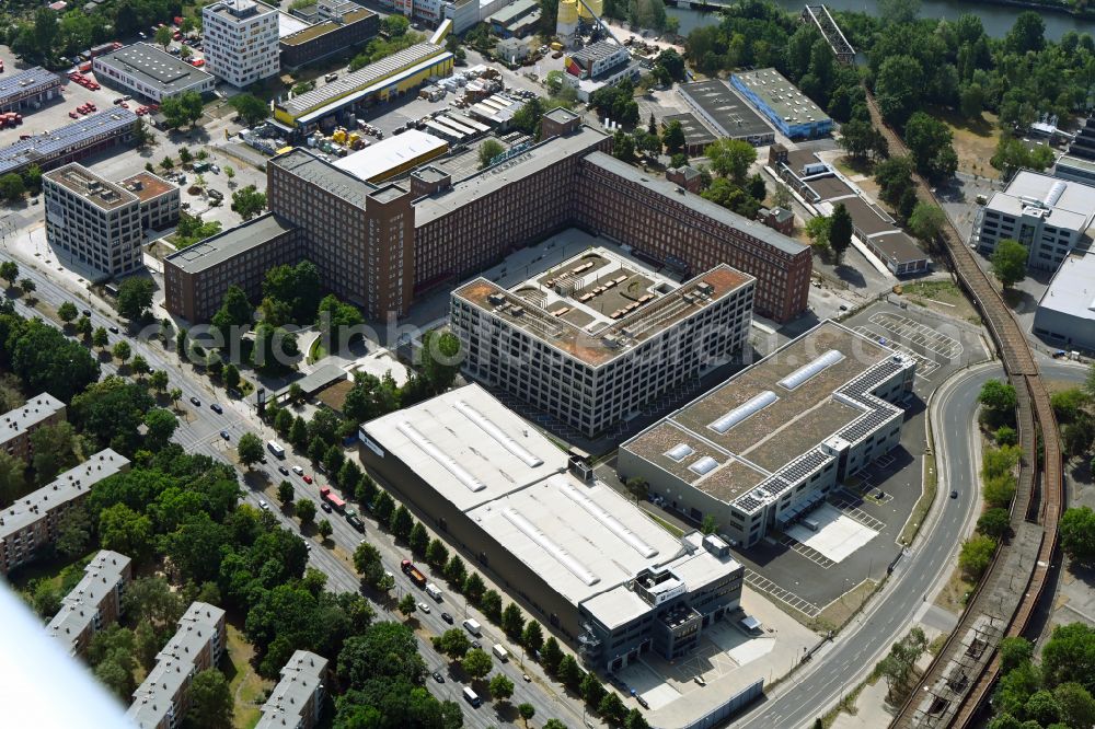 Berlin from above - Industrial estate and company settlement with Buero- and Betriebsstaetten of Firma Xucker GmbH, FUERST WIACEK GmbH , Mister Spex Online-Brillenhandel Logistikzentrum/Vertrieb on street Wohlrabedamm in Berlin, Germany