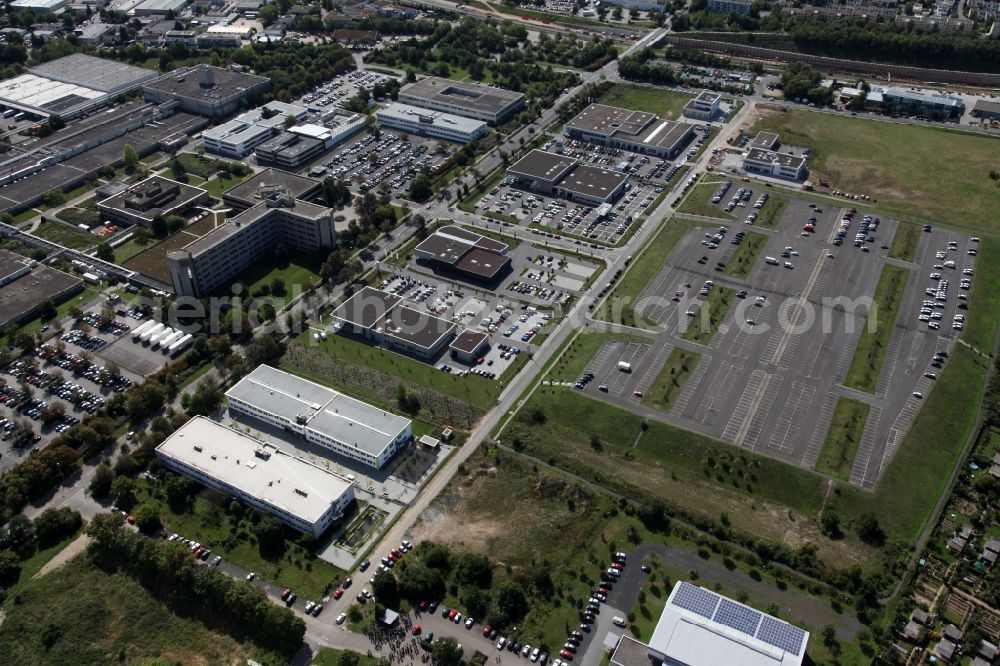 Aerial photograph Mainz - Commercial area and service center with the car mile in the Upper Town in Mainz in Rhineland-Palatinate