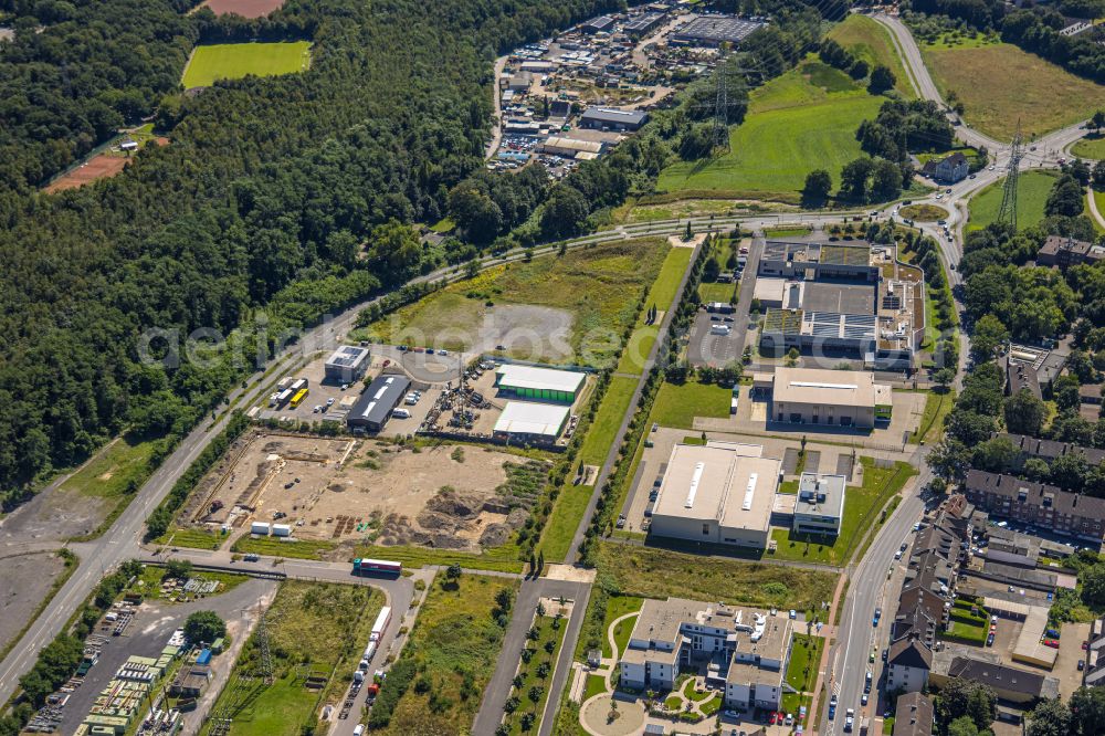 Dinslaken from the bird's eye view: Business park in the industrial area on street Ober-Lohberg-Allee in Dinslaken at Ruhrgebiet in the state North Rhine-Westphalia, Germany