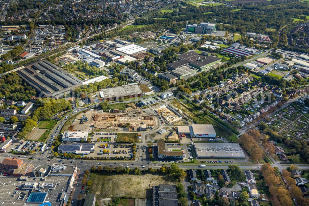 Aerial photograph Dinslaken - Industrial estate and company settlement on street Hans-Boeckler-Strasse in Dinslaken at Ruhrgebiet in the state North Rhine-Westphalia, Germany