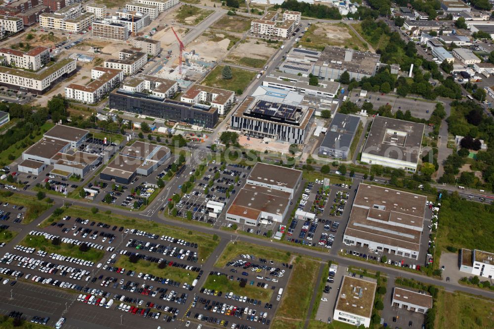 Aerial image Mainz - Industrial estate and company settlement Elly-Beinhorn-Strasse - Hechtsheimer Strasse in the district Oberstadt in Mainz in the state Rhineland-Palatinate, Germany