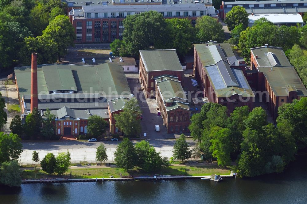 Aerial image Berlin - Industrial estate and company settlement along the Eiswerderstrasse in the district Hakenfelde in Berlin, Germany