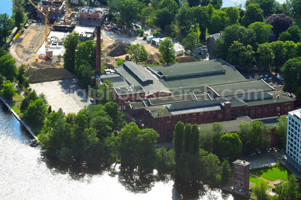 Aerial image Berlin - Industrial estate and company settlement along the Eiswerderstrasse in the district Hakenfelde in Berlin, Germany