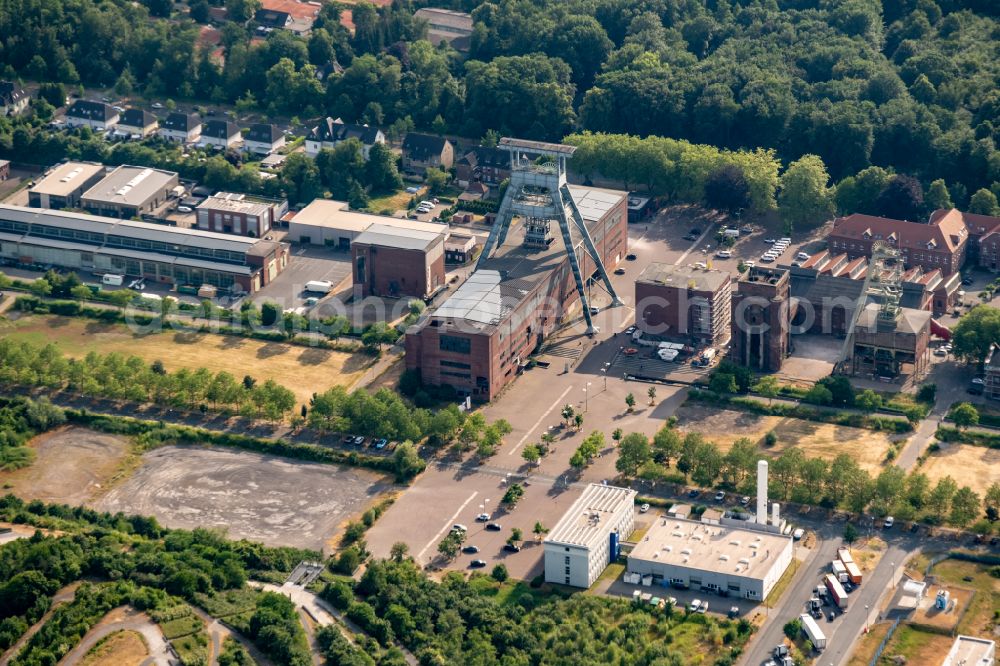 Aerial image Herten - Industrial estate and company settlement along Ewaldstrasse on site of the former coal mine Ewald in Herten in the state of North Rhine-Westphalia