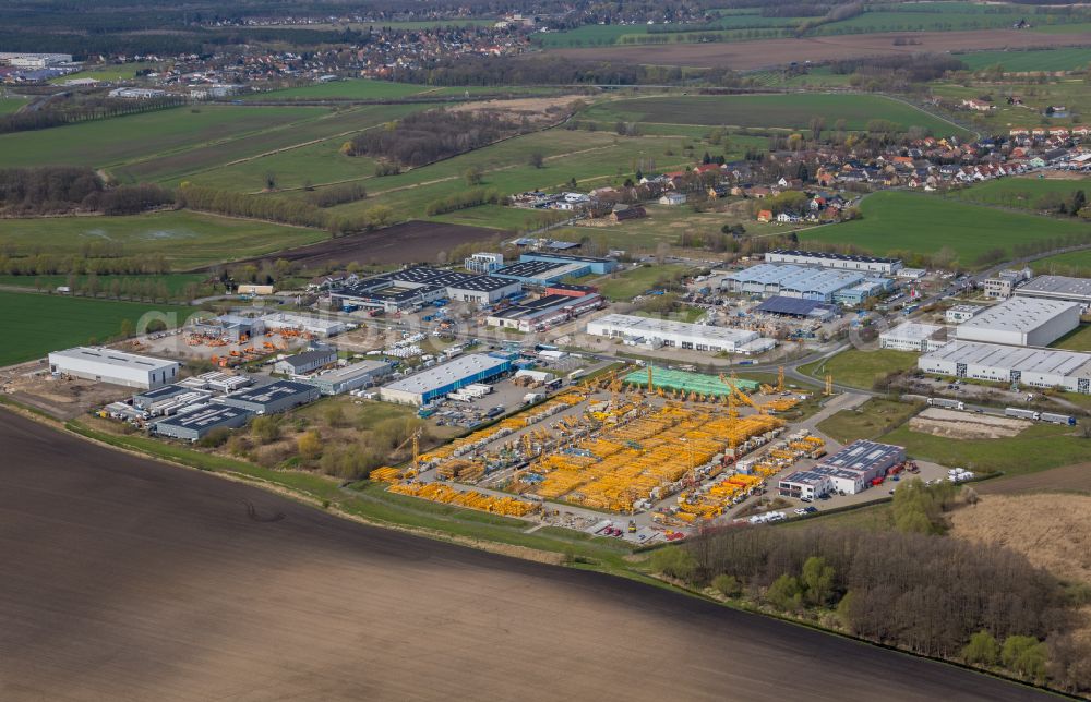 Aerial image Groß Kienitz - Industrial estate and company settlement along the Hermann-Gebauer-Strasse and the street Am Weidenplatz in Gross Kienitz in the state Brandenburg