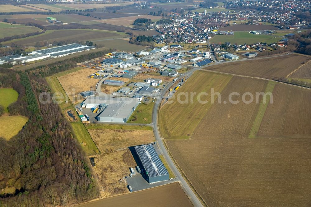 Aerial image Menden (Sauerland) - Industrial estate and company settlement along the Haemmerstrasse in Menden (Sauerland) in the state North Rhine-Westphalia