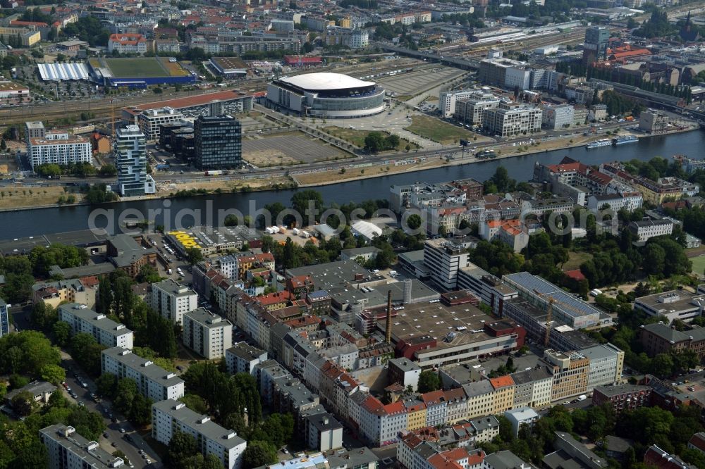 Berlin from above - Industrial estate and corporate settlement on Zeughof in the Kreuzberg district in Berlin