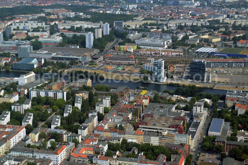 Berlin from above - Industrial estate and corporate settlement on Zeughof in the Kreuzberg district in Berlin