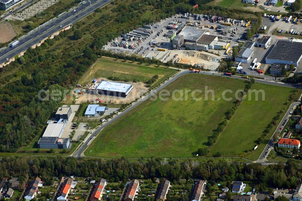 Braunschweig from the bird's eye view: Industrial estate and company settlement on airport in the district Waggum in Brunswick in the state Lower Saxony, Germany