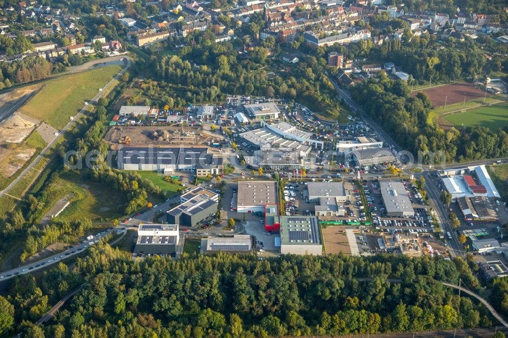 Aerial photograph Bochum - Industrial estate and company settlement on Gahlenschen Strasse/Ecke Porschestrasse in Bochum in the state North Rhine-Westphalia, Germany