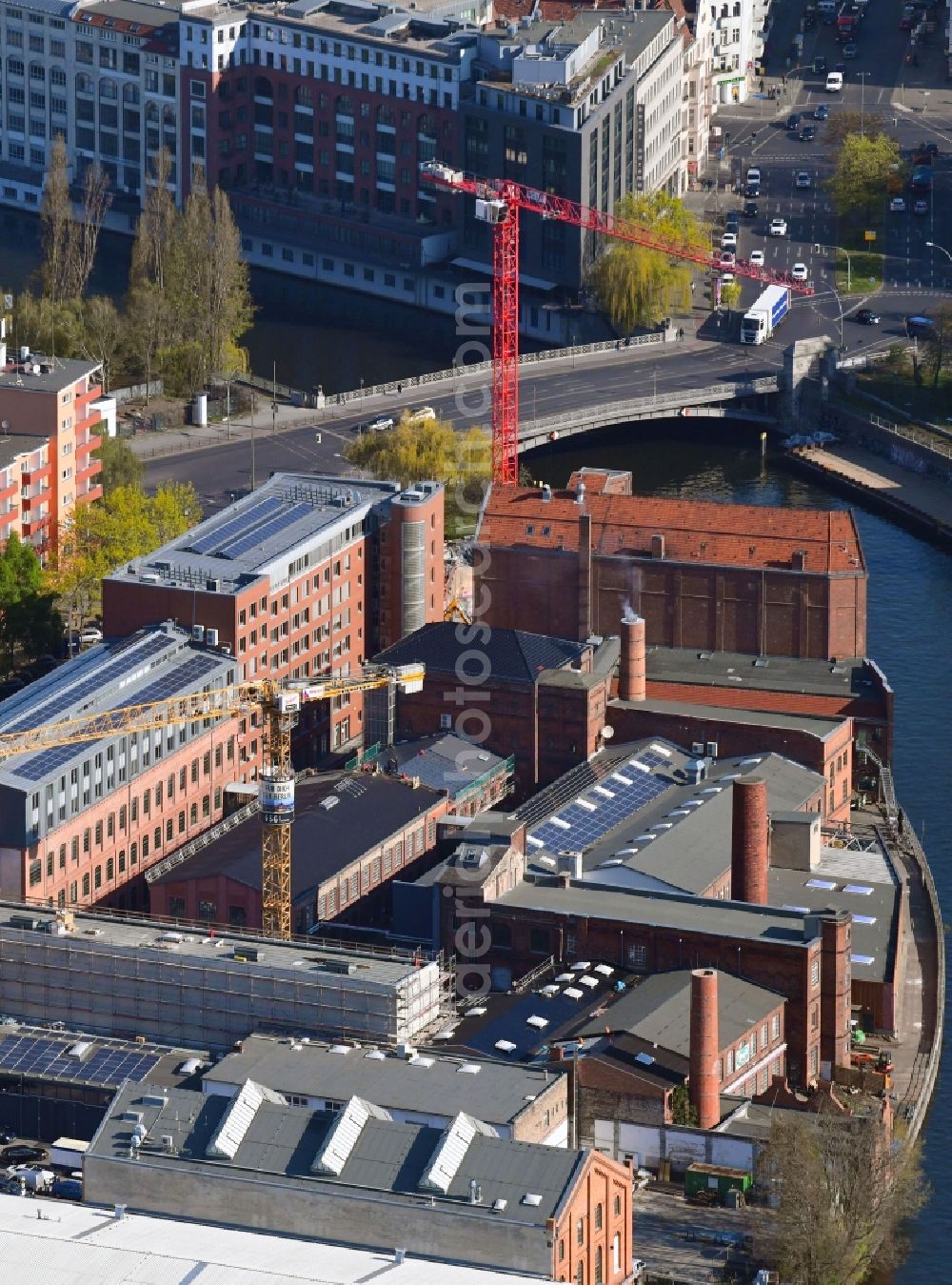 Aerial photograph Berlin - Industrial estate and company settlement Gebauer Hoefe on Franklinstrasse in Berlin, Germany