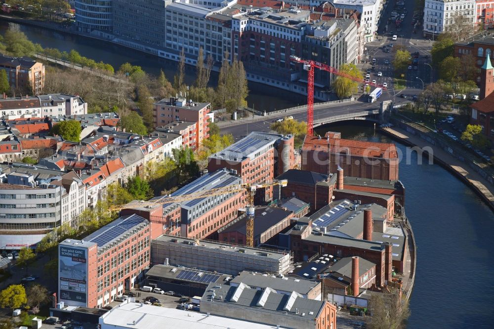 Berlin from above - Industrial estate and company settlement Gebauer Hoefe on Franklinstrasse in Berlin, Germany