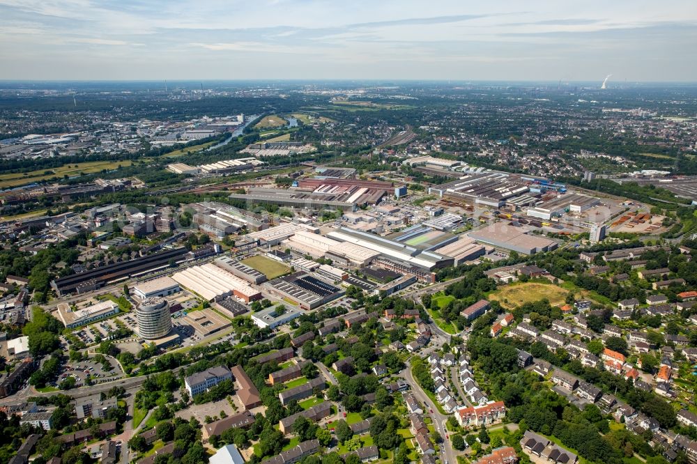 Mülheim an der Ruhr from above - Industrial estate and company settlement GENEBA Industriepark in Muelheim on the Ruhr in the state North Rhine-Westphalia