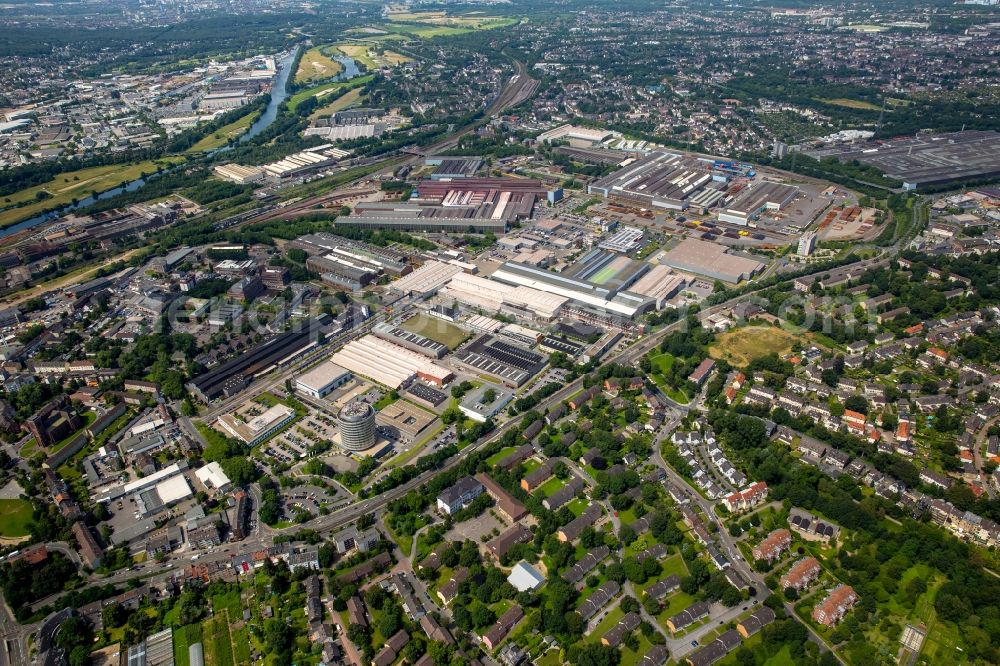 Mülheim an der Ruhr from above - Industrial estate and company settlement GENEBA Industriepark in Muelheim on the Ruhr in the state North Rhine-Westphalia