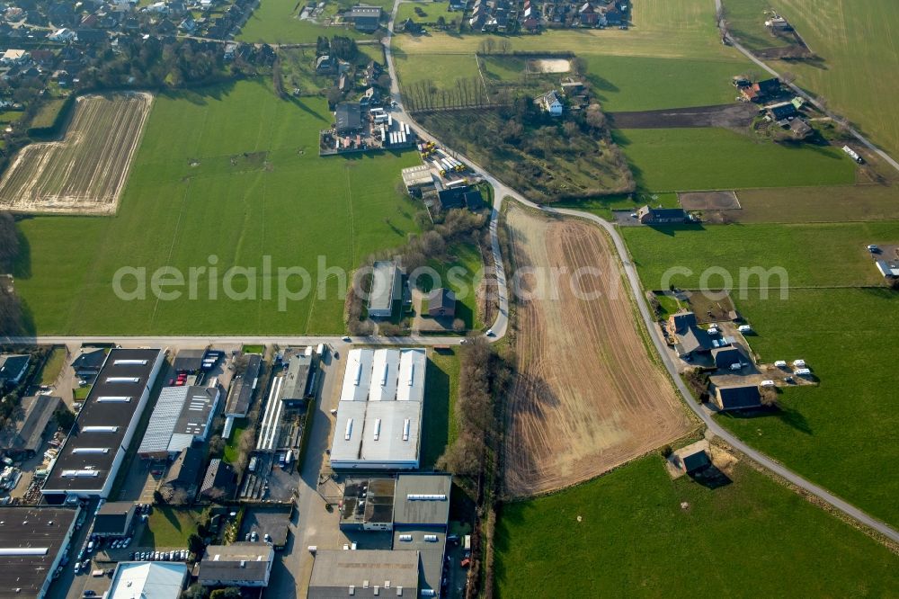 Emmerich am Rhein from above - Industrial estate and company settlement Gewerbepark Weseler Strasse in Emmerich am Rhein in the state North Rhine-Westphalia