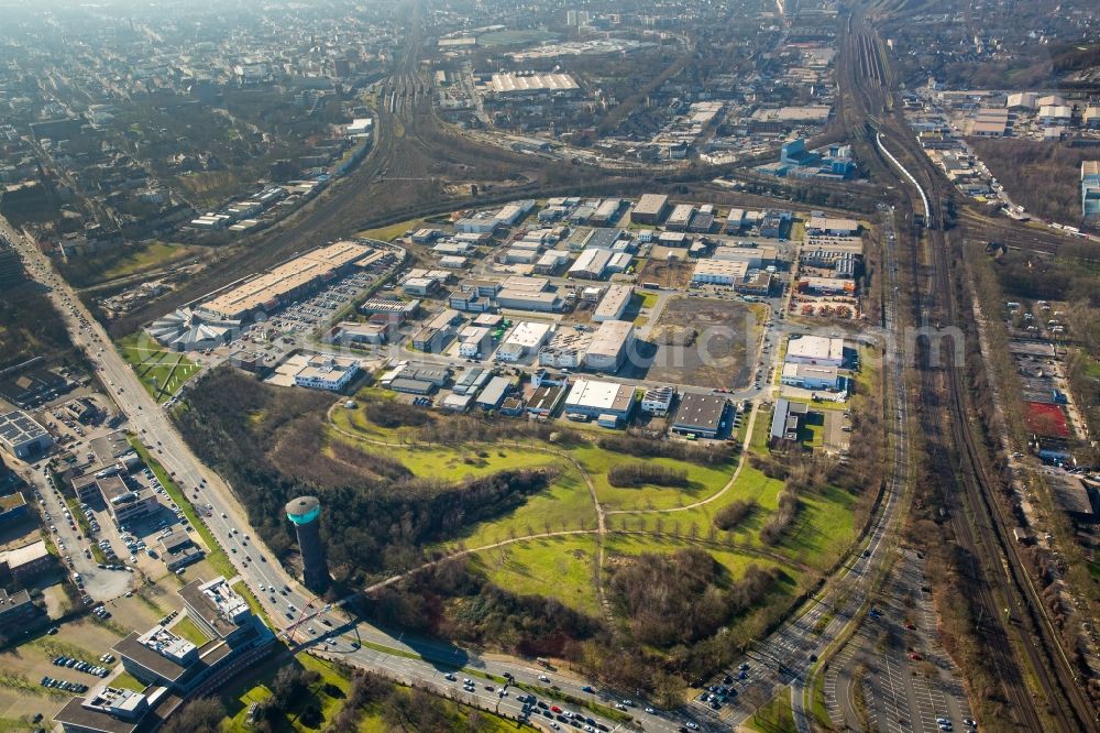 Aerial image Oberhausen - Commercial area and business establishment Graf Busch in Oberhausen in North Rhine-Westphalia. Among other things, the hagebaumarkt branch Ziesak Muelheimer Strasse