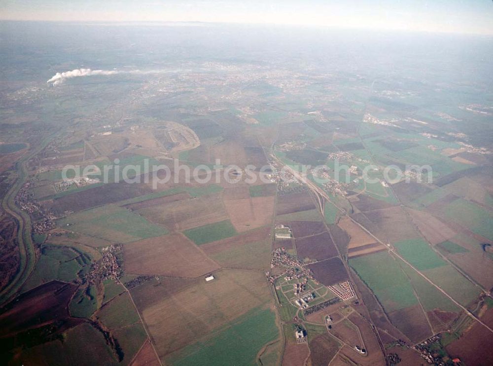 Aerial image Leipzig - Gröbers - Gewerbegebiet Großkugel an der BAB A14 (Nähe Schkeuditzer Kreuz) ein Projekt der HVB Immobilienmanagement AG Blick nach Nordwest (Richtung Halle) 06.11.2002