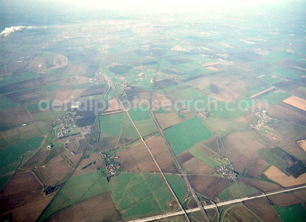 Leipzig - Gröbers from above - Gewerbegebiet Großkugel an der BAB A14 (Nähe Schkeuditzer Kreuz) ein Projekt der HVB Immobilienmanagement AG Blick nach Nordwest (Richtung Halle) 06.11.2002