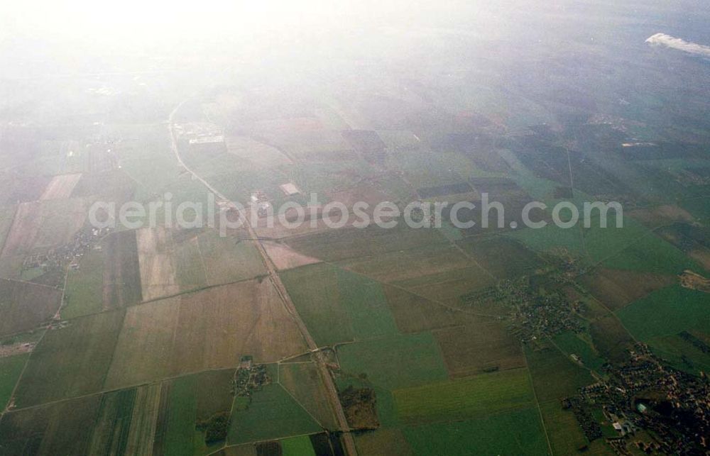 Leipzig - Gröbers from above - Gewerbegebiet Großkugel an der BAB A14 (Nähe Schkeuditzer Kreuz) ein Projekt der HVB Immobilienmanagement AG Blick nach Süd, rechts Halle - Ost, links Sckeuditz 06.11.2002