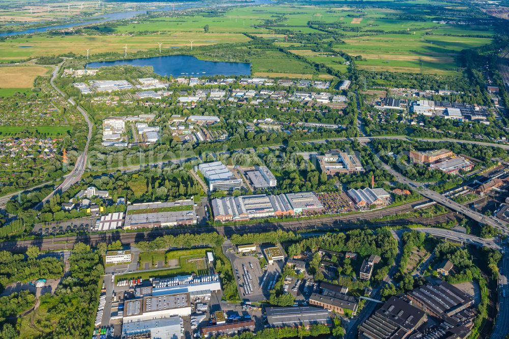 Hamburg from the bird's eye view: Industrial estate and company settlement Grossmoorbogengraben in Harburg in Hamburg