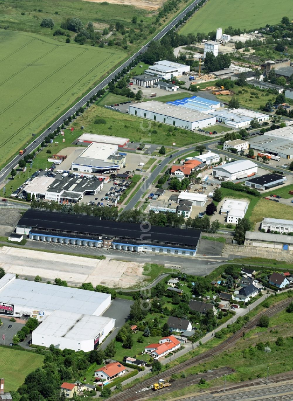 Halberstadt from above - Industrial estate and company settlement at In den langen Stuecken in Halberstadt in the state Saxony-Anhalt