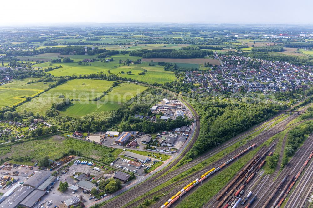 Aerial image Hamm - Industrial estate and company settlement on street Oestingstrasse in the district Lohauserholz in Hamm at Ruhrgebiet in the state North Rhine-Westphalia, Germany