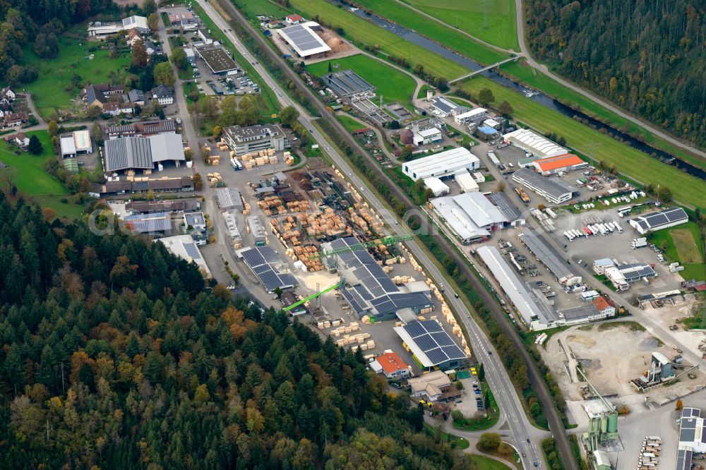 Aerial photograph Hausach - Industrial estate and company settlement on street Ferdinand-Reiss-Strasse in Hausach in the state Baden-Wuerttemberg, Germany