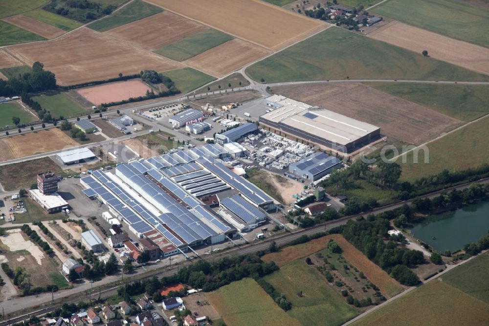 Aerial photograph Herbolzheim - Industrial estate and company settlement in Herbolzheim in the state Baden-Wuerttemberg