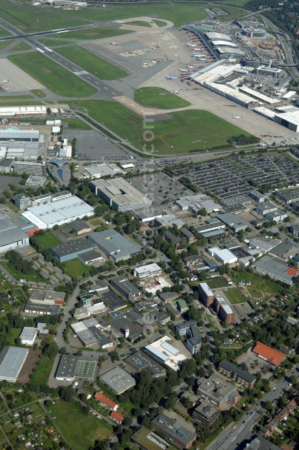 Hamburg from above - Industrial estate and company settlement Hesselstuecken - Obenhauptstrasse - Alsterkrugchaussee in the district Gross Borstel in Hamburg, Germany