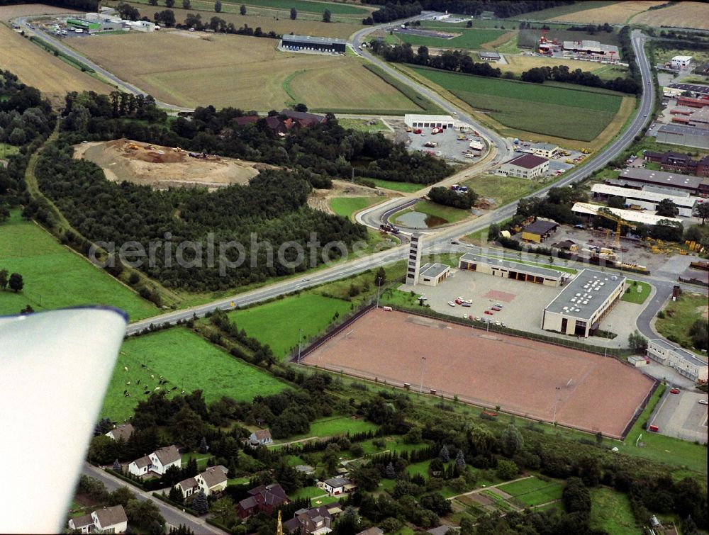 Moers from above - Industrial estate and company settlement Huelsdonk- Nord in Moers in the state North Rhine-Westphalia