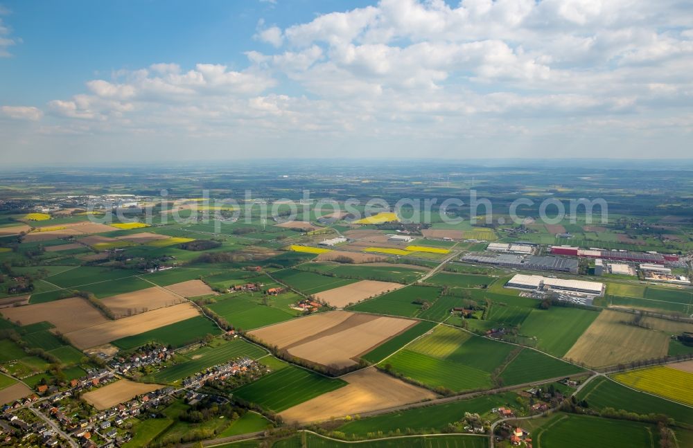 Aerial image Westerbönen - Industrial area Inlog-Park along the federal motorway and surrounding area of the A2 in the West of the Rhynern part of Hamm in the state of North Rhine-Westphalia