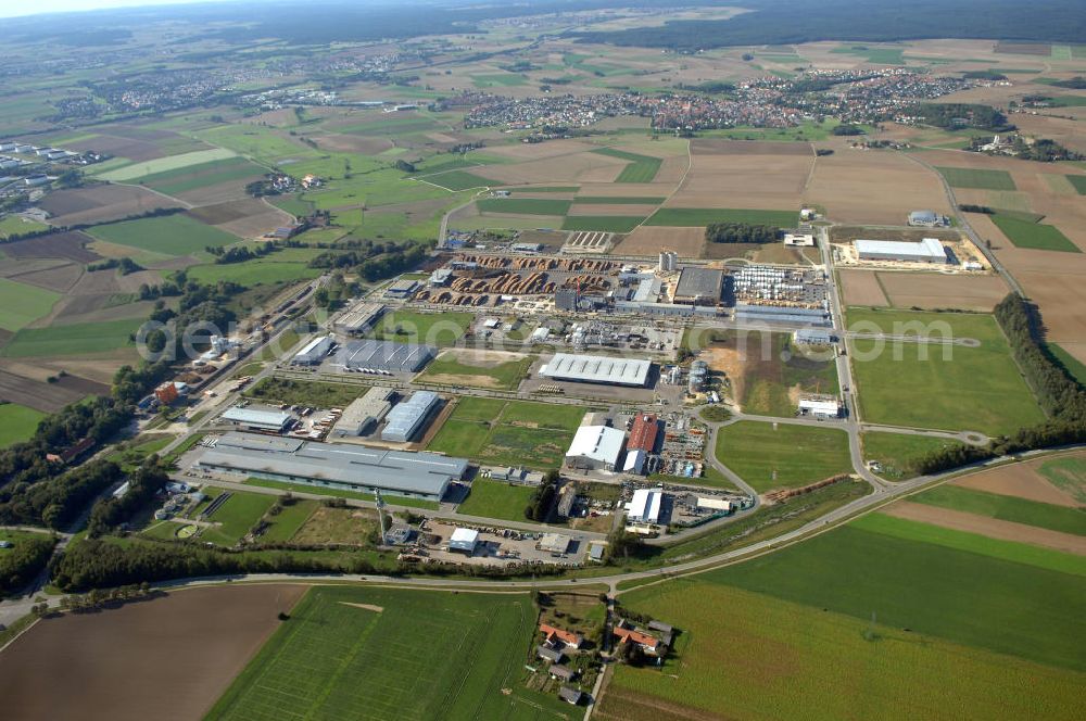 INGOLSTADT from the bird's eye view: Im bayerischen Städtekreuz München, Regensburg, Nürnberg und Augsburg liegt der InterPark. Das Gewerbegebiet bietet eine Gesamtfläche von rund zwei Millionen Quadratmeter. Ein Projekt der HVB-Immobilien AG.