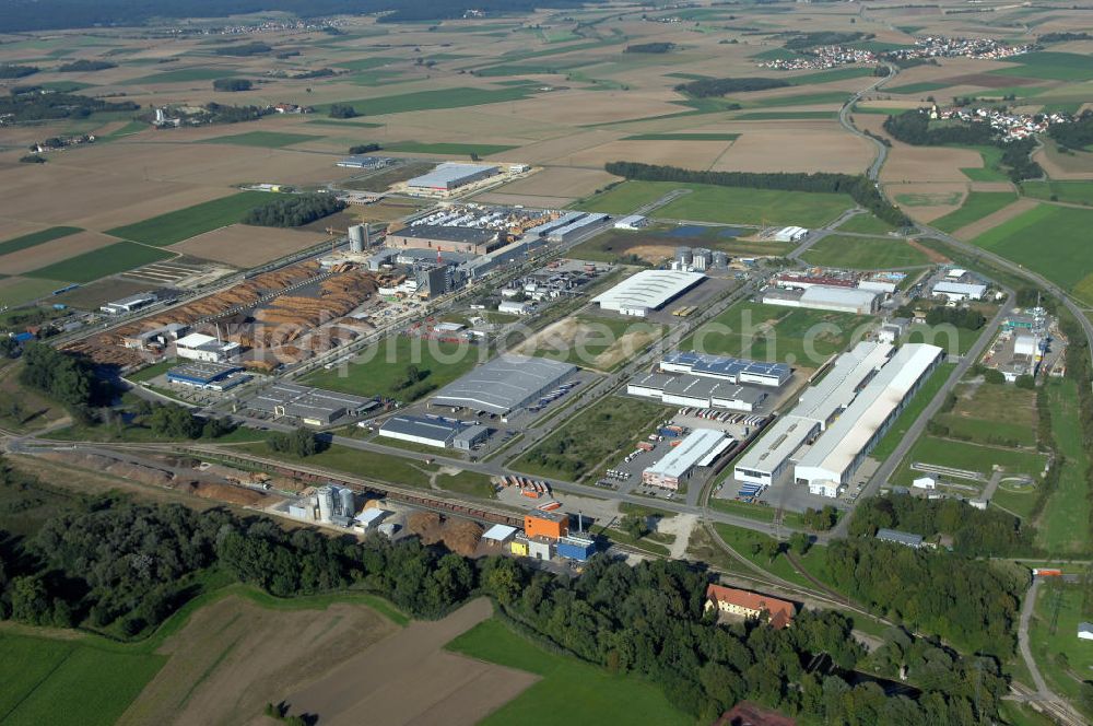 INGOLSTADT from the bird's eye view: Im bayerischen Städtekreuz München, Regensburg, Nürnberg und Augsburg liegt der InterPark. Das Gewerbegebiet bietet eine Gesamtfläche von rund zwei Millionen Quadratmeter. Ein Projekt der HVB-Immobilien AG.