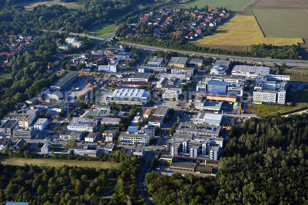 Aerial photograph Lochham - Industrial estate and company settlement Am Kirchenhoelzl - Seeholzenstrasse - Lohenstrasse in Lochham in the state Bavaria, Germany