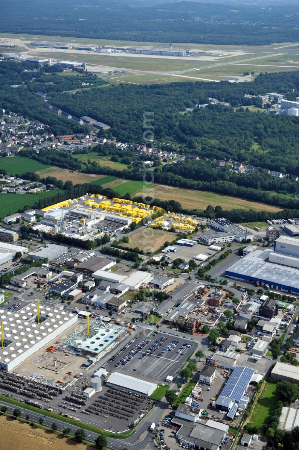 Aerial photograph Köln - View of commercial area in Cologne in North Rhine-Westphalia