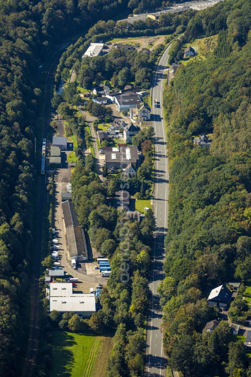 Kraghammer from above - Industrial estate and company settlement in Kraghammer in the state North Rhine-Westphalia, Germany