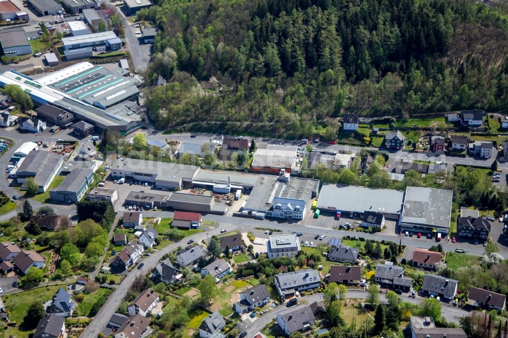 Aerial image Netphen - Industrial estate and company settlement on Kreuztaler Strasse in the district Dreis-Tiefenbach in Netphen in the state North Rhine-Westphalia, Germany