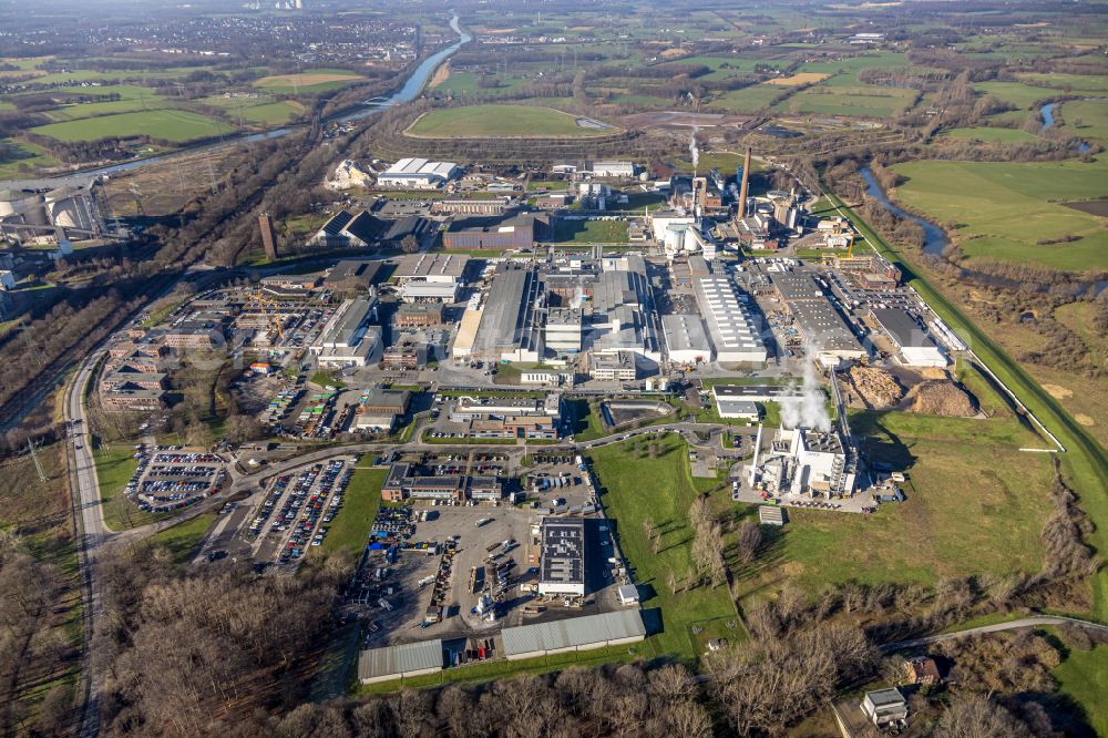 Aerial image Lippholthausen - Industrial estate and company settlement on street Brunnenstrasse in Lippholthausen at Ruhrgebiet in the state North Rhine-Westphalia, Germany