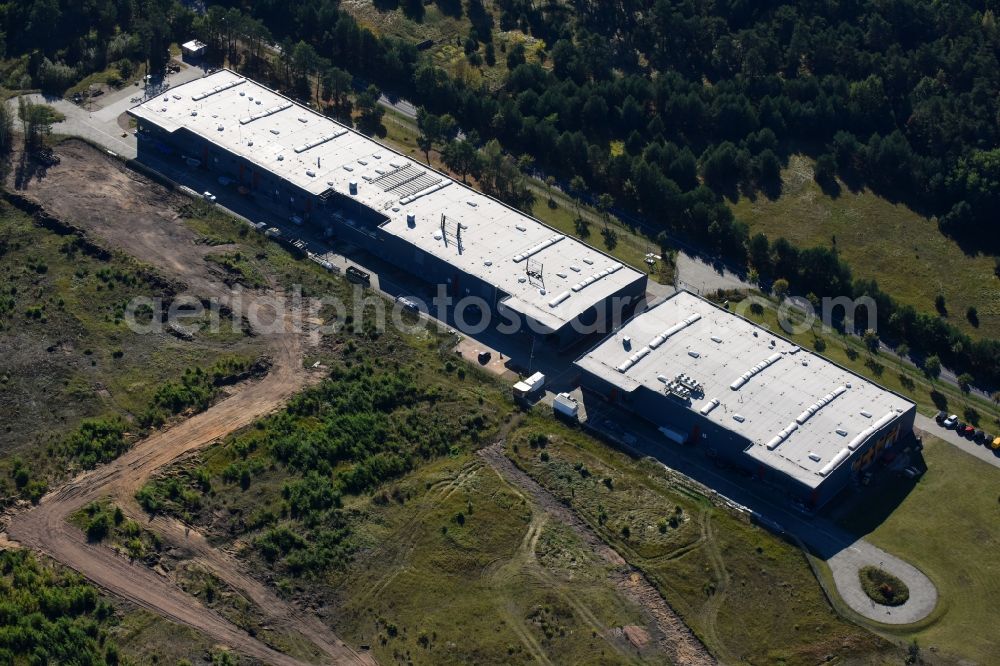 Aerial photograph Fürstenwalde/Spree - Industrial estate and company settlement Lise-Meitner-Strasse in Fuerstenwalde/Spree in the state Brandenburg, Germany