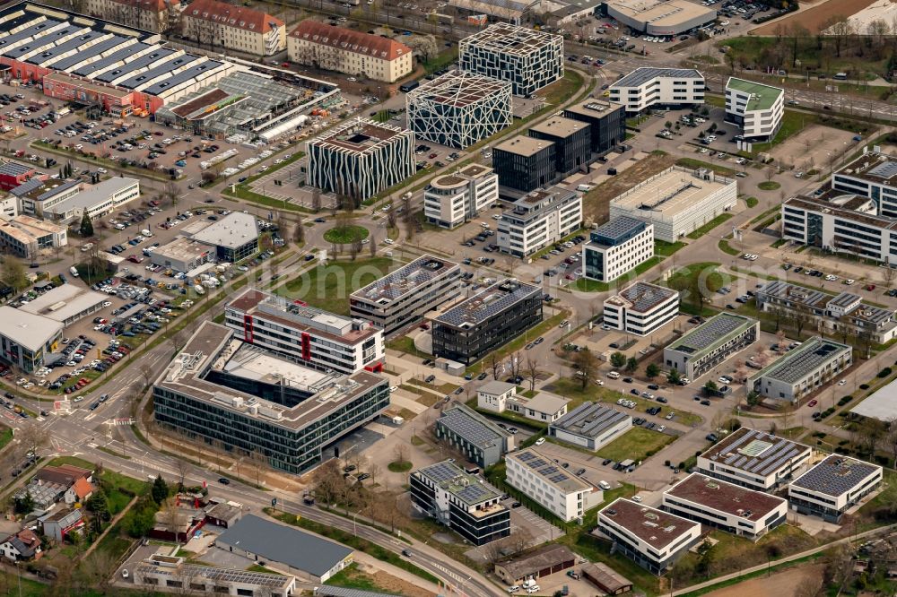 Aerial photograph Heilbronn - Industrial estate and company settlement on Max Plank Str. im Sueden von in Heilbronn in the state Baden-Wuerttemberg, Germany