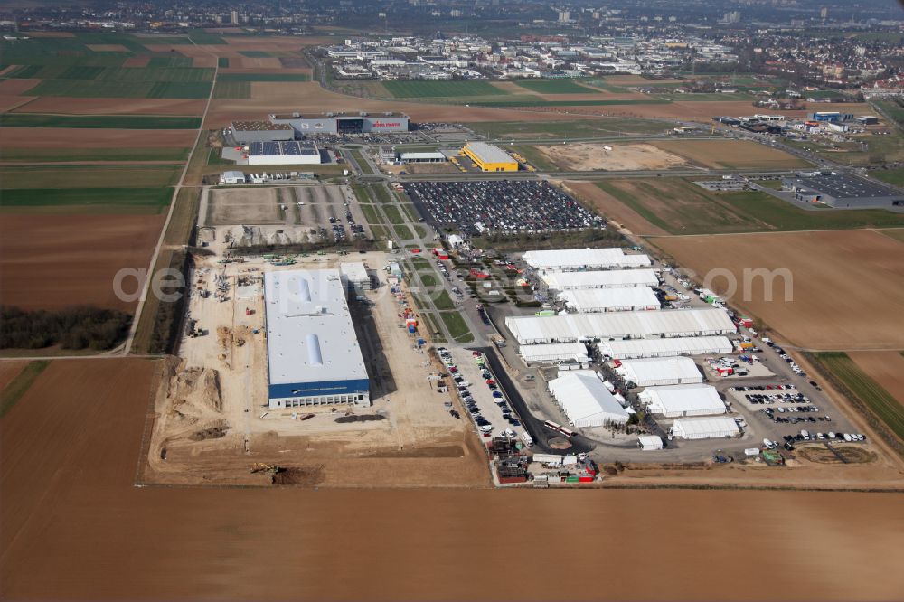 Hechtsheim from above - Industrial estate and company settlement and Messepark on Ludwig-Erhard-Strasse in Hechtsheim in the state Rhineland-Palatinate, Germany