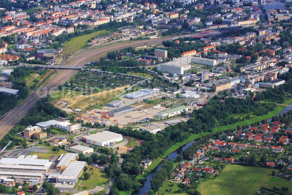 Gera from the bird's eye view: Industrial estate and company settlement along Muehlengraben in Gera in the state Thuringia