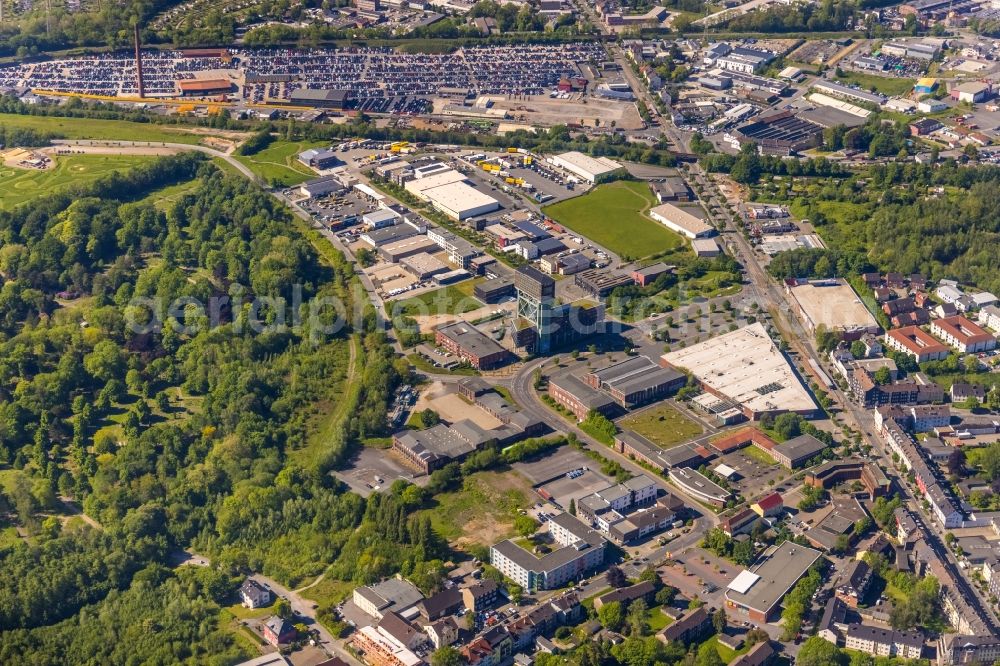 Dortmund from above - Industrial estate and company settlement Minister Stein with Hammerhead tower on Gewerbeparkstrasse - Deutsche Strasse along the Evinger Strasse in the district Eving in Dortmund at Ruhrgebiet in the state North Rhine-Westphalia, Germany