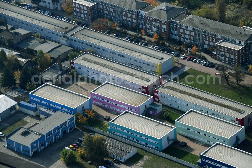 Aerial image Magdeburg - Industrial estate and company settlement on Muenchenhofstrasse in the district Neue Neustadt in Magdeburg in the state Saxony-Anhalt, Germany