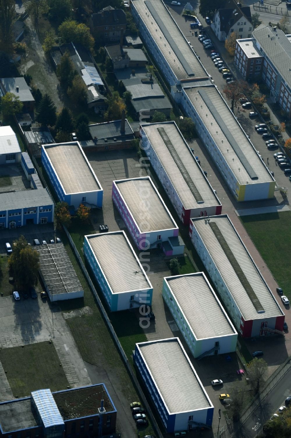 Magdeburg from above - Industrial estate and company settlement on Muenchenhofstrasse in the district Neue Neustadt in Magdeburg in the state Saxony-Anhalt, Germany