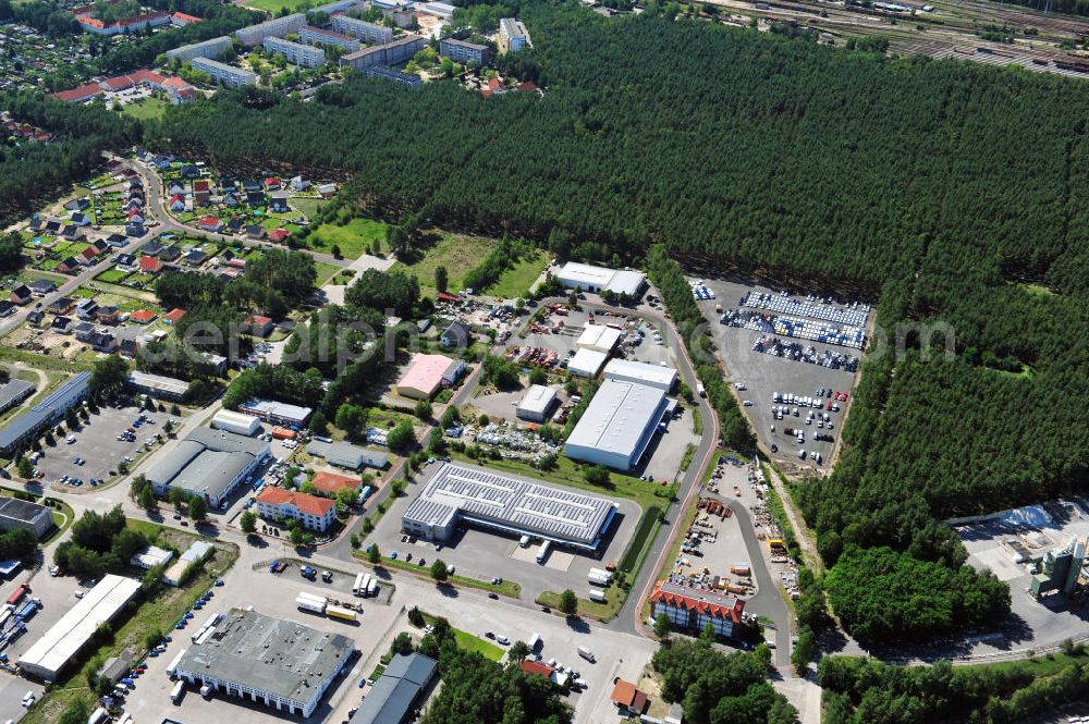 Aerial image Neuseddin - Gewerbeimmobilie an der Pappelallee 34 im Gewerbegebiet Neuseddin in Brandenburg. Ein Projekt der Unternehmensgruppe Markus Gerold. Commercial property at the street Pappelallee in the business park Neuseddin.