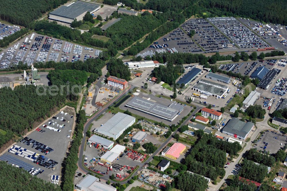 Aerial image Neuseddin - Gewerbeimmobilie an der Pappelallee 34 im Gewerbegebiet Neuseddin in Brandenburg. Ein Projekt der Unternehmensgruppe Markus Gerold. Commercial property at the street Pappelallee in the business park Neuseddin.