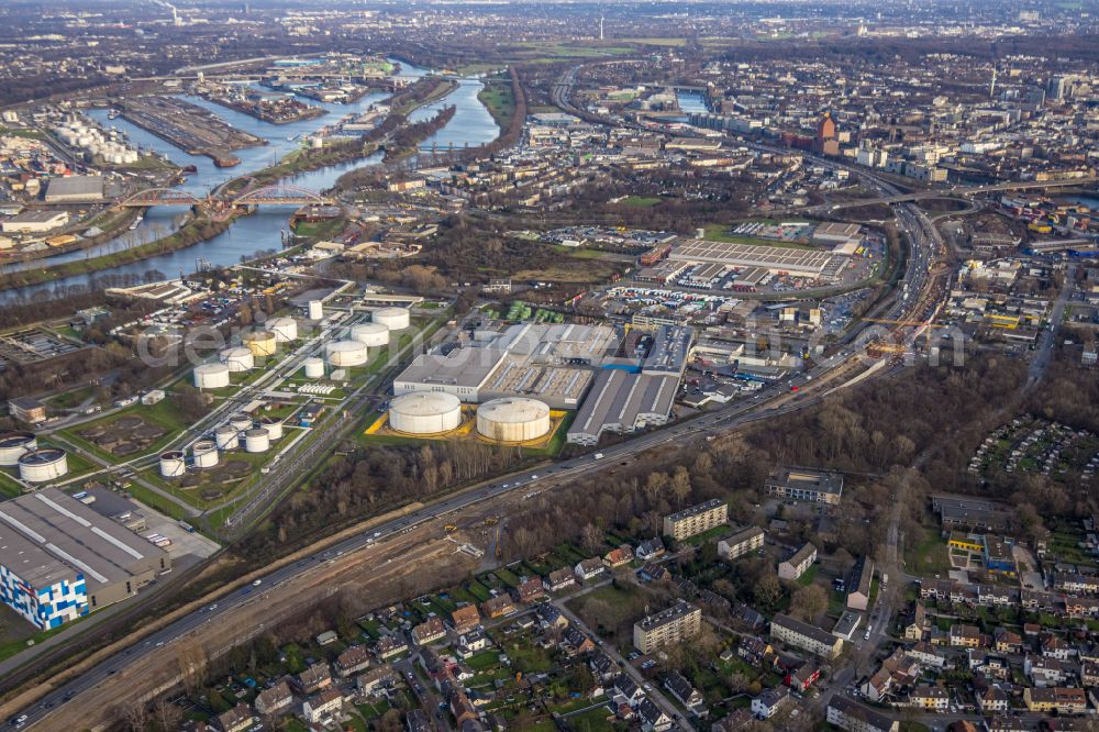 Duisburg from the bird's eye view: Industrial estate and company settlement on street Am Blumenkampshof in the district Kasslerfeld in Duisburg at Ruhrgebiet in the state North Rhine-Westphalia, Germany