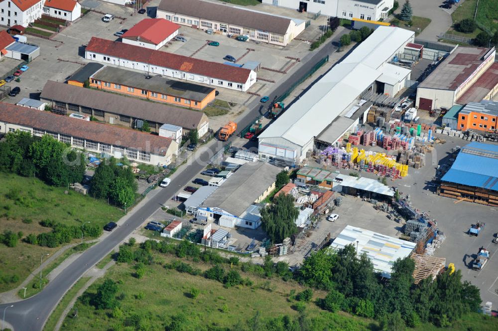 Bernau from the bird's eye view: Blick auf das Gewerbegebiet Pappelallee in Bernau mit dem Hauptsitz der Firma BFB Böttcher Böttcher Fensterbau GmbH.