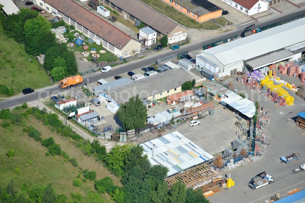 Aerial photograph Bernau - Blick auf das Gewerbegebiet Pappelallee in Bernau mit dem Hauptsitz der Firma BFB Böttcher Böttcher Fensterbau GmbH.